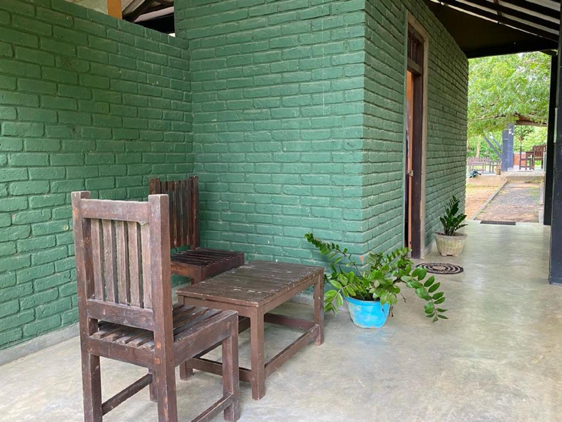 Yala Ying Yang Hostel & Camping Luaran gambar