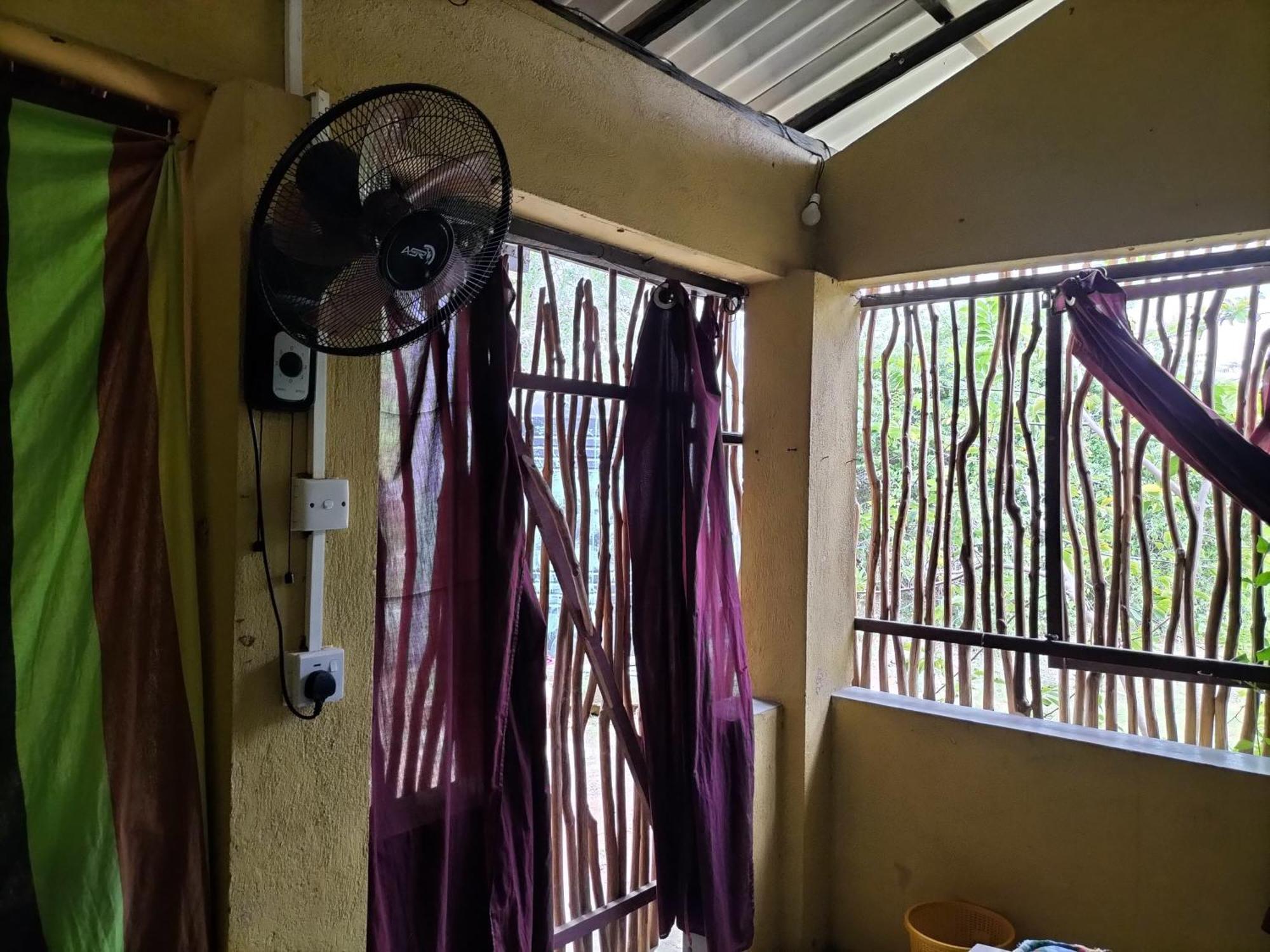 Yala Ying Yang Hostel & Camping Luaran gambar